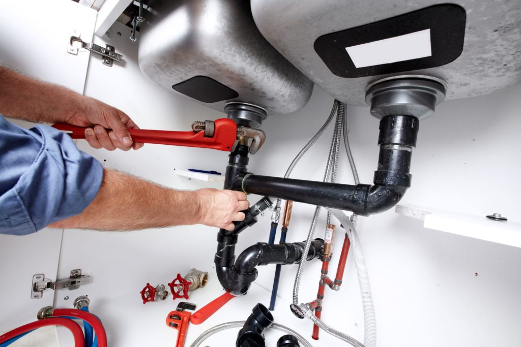 Sink Installation in Rafael Pena